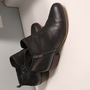 Lucky Brand Basel Bootie, Size 9